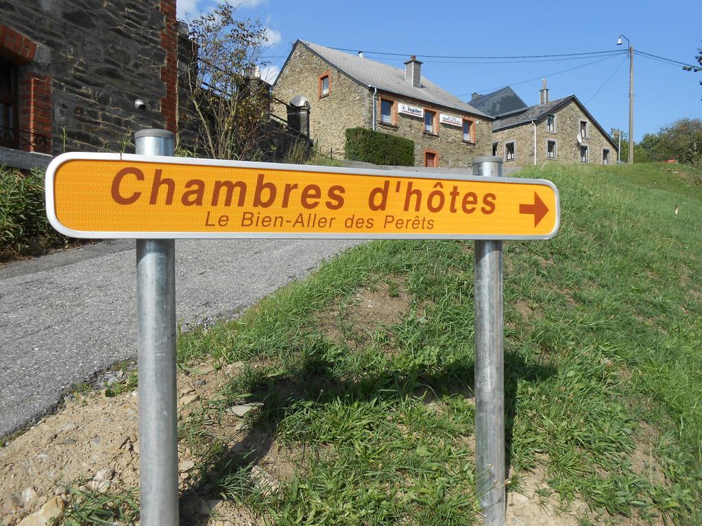 Le Bien-Aller Des Perets Hotell Saint-Hubert Exteriör bild
