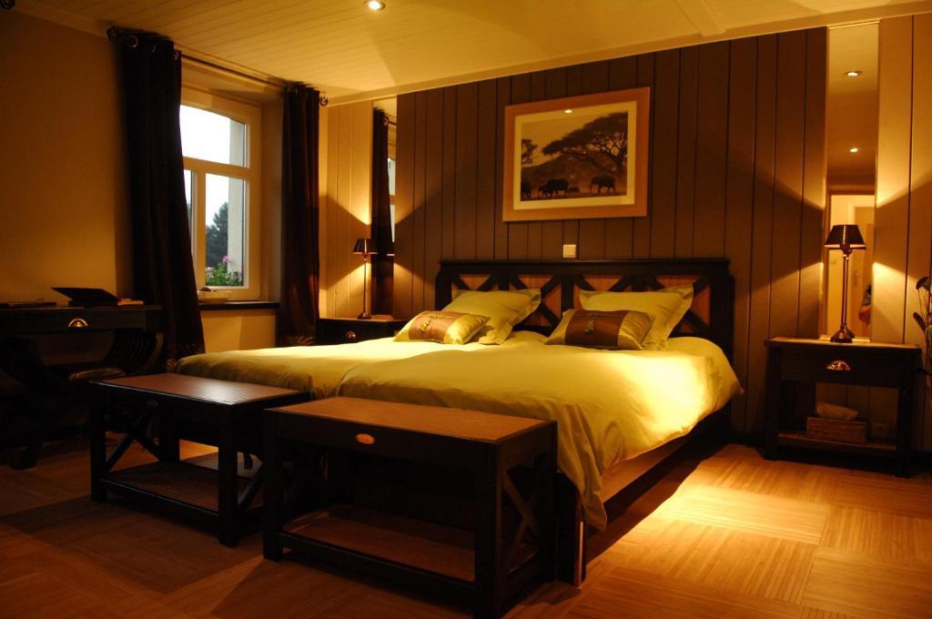 Le Bien-Aller Des Perets Hotell Saint-Hubert Rum bild