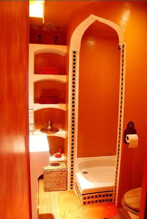 Le Bien-Aller Des Perets Hotell Saint-Hubert Rum bild